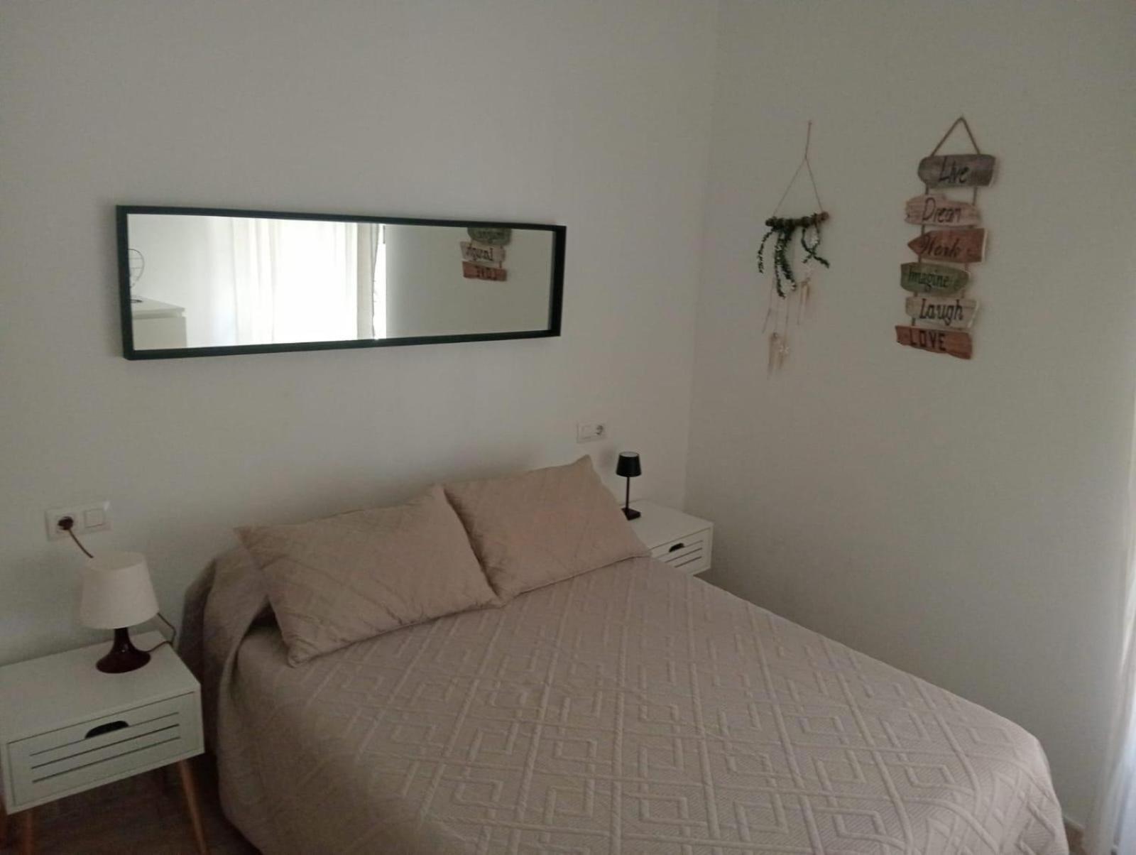 Apartamento Privado En Alameda De Hercules Siviglia Esterno foto